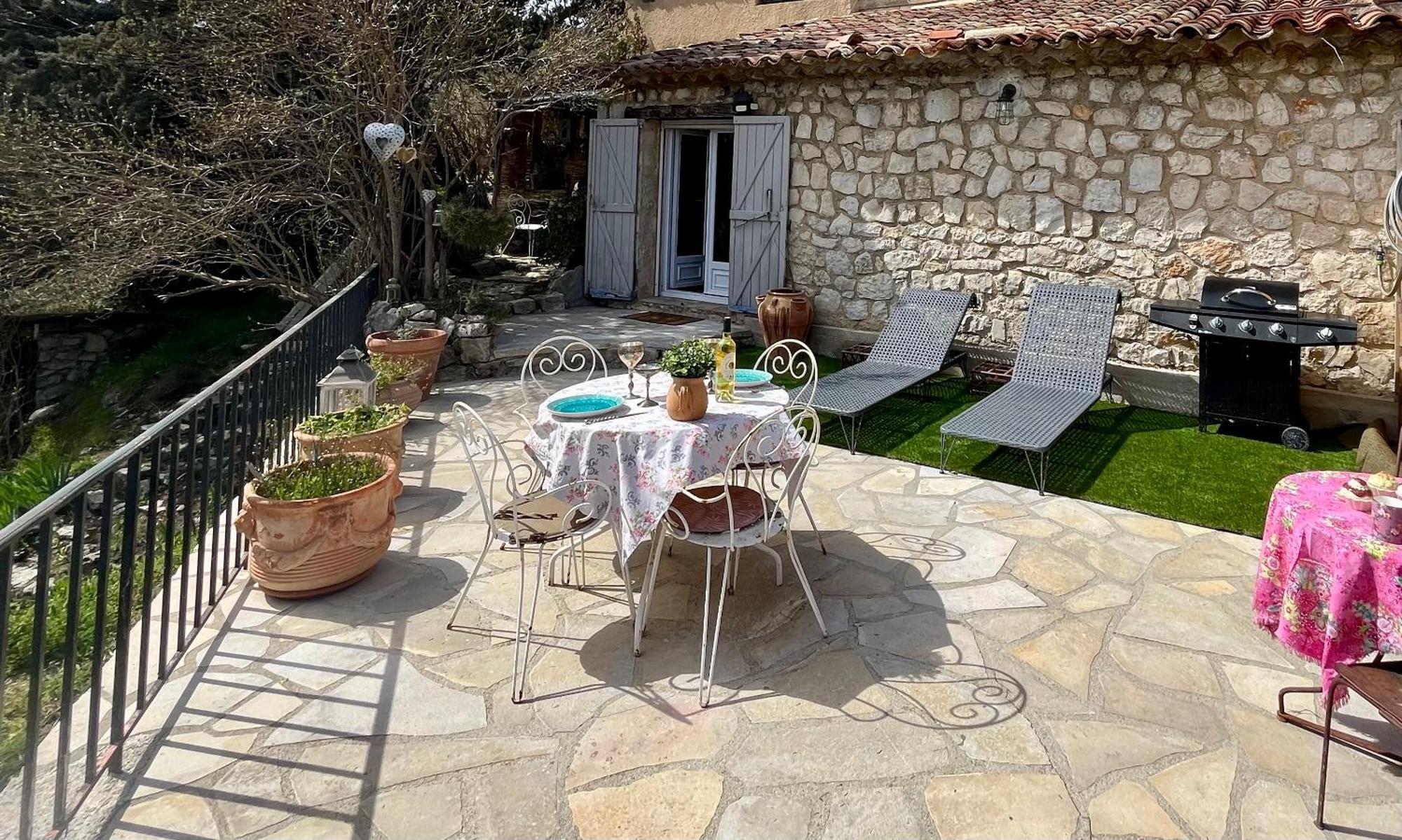 La Maison D'Eddy Et Caro Aux Portes Du Verdon Тригaнс Екстериор снимка