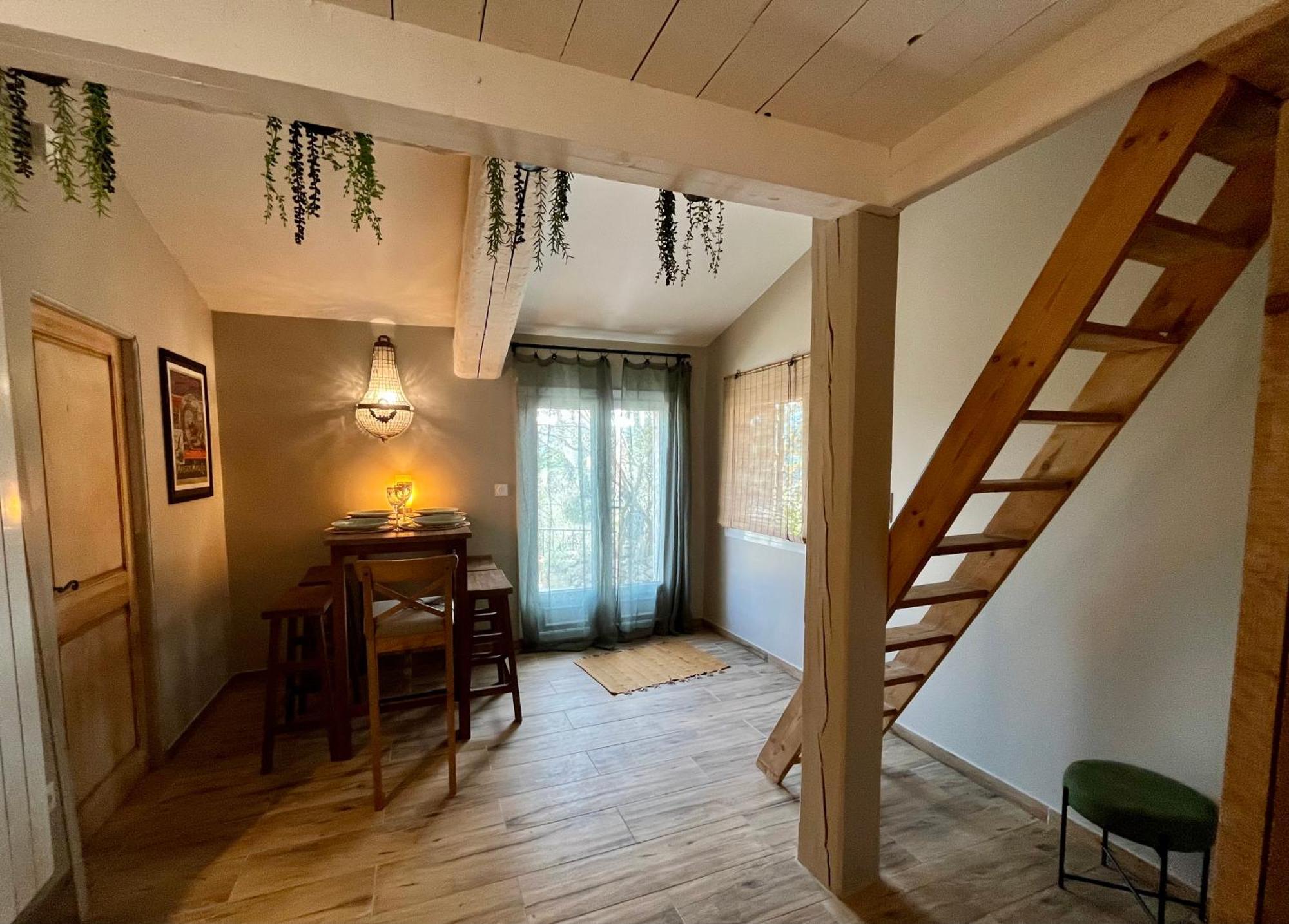 La Maison D'Eddy Et Caro Aux Portes Du Verdon Тригaнс Екстериор снимка