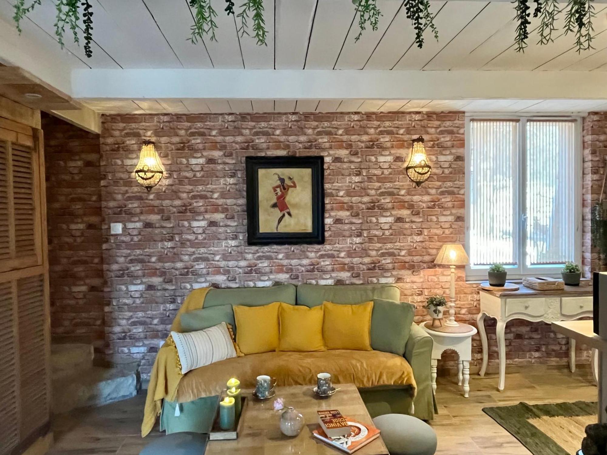 La Maison D'Eddy Et Caro Aux Portes Du Verdon Тригaнс Екстериор снимка